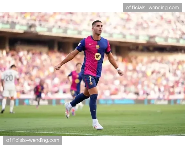 巴萨莱万多夫斯基国家队消耗大 费兰托雷斯或首发中锋 巴萨莱万多夫斯基国家队消耗大 费兰托雷斯或首发中锋